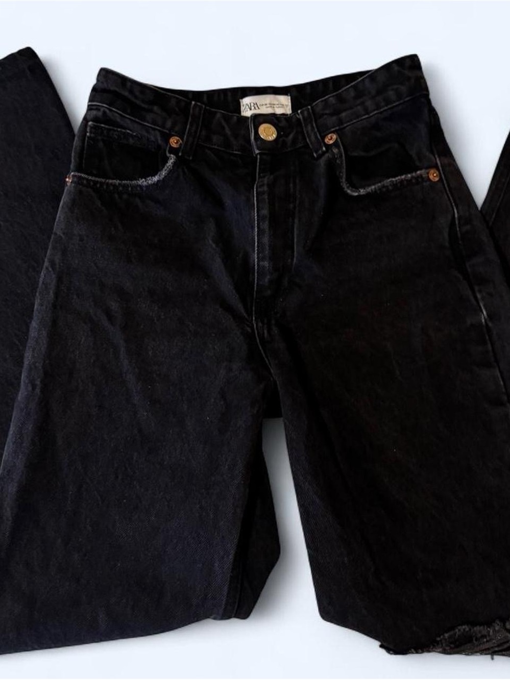 Zara Women's Black Straight Leg Distressed Jeans